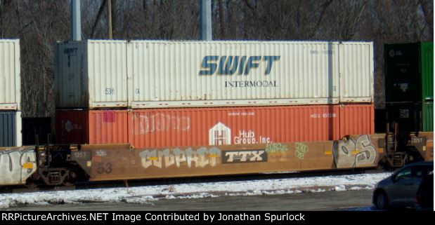 DTTX 727483C and two containers